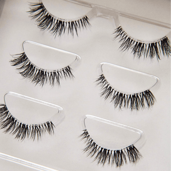 JUDY'S LASH ESSENTIALS 02